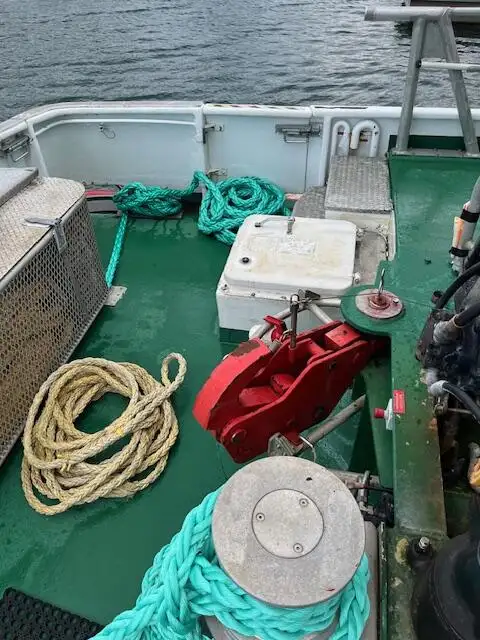 Kapal patroli untuk dijual