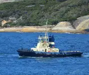 Kapal penarik dijual
