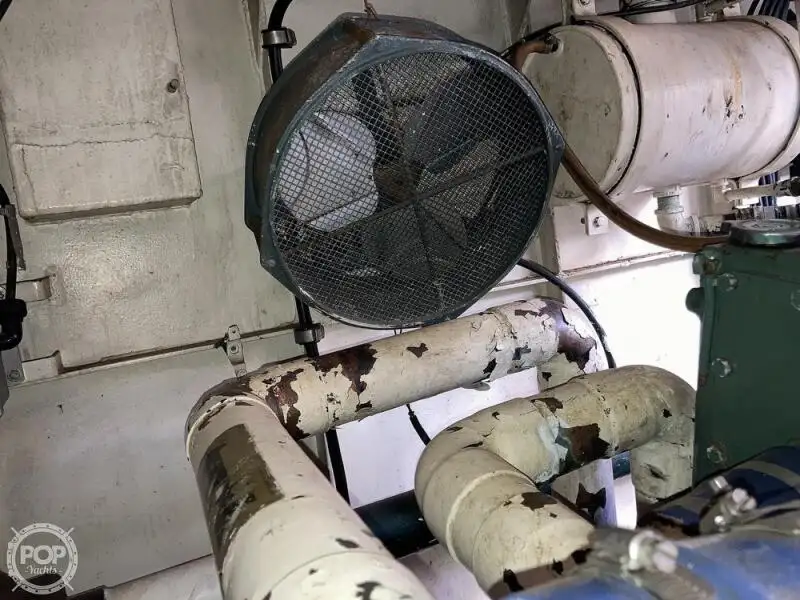 Kapal pendarat, tank untuk dijual