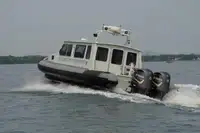 Kapal patroli untuk dijual
