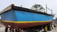 Kapal patroli untuk dijual