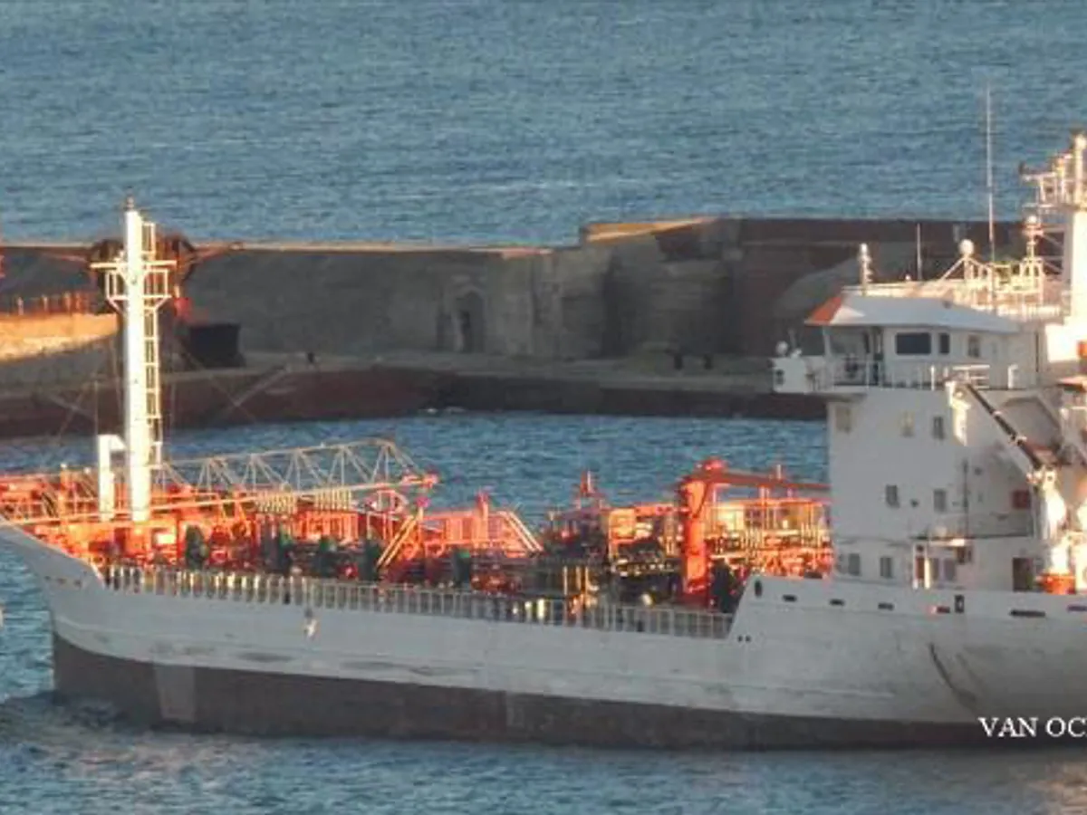 Kapal tanker minyak/kimia untuk dijual