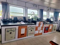 Kapal pendarat, tank untuk dijual