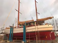 Kapal keruk untuk dijual