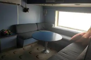Kapal pesiar untuk dijual