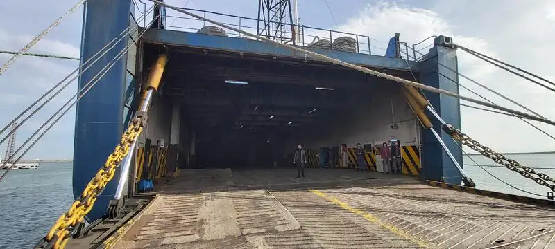 Kapal pengangkut barang curah untuk dijual