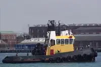 Kapal penarik dijual