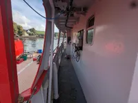 Kapal survei untuk dijual