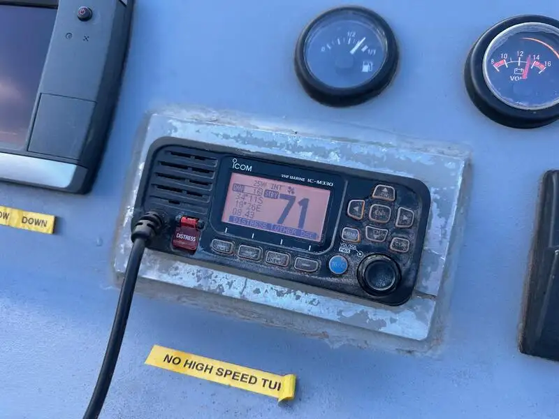 Kapal patroli untuk dijual
