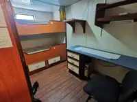 Kapal suplai untuk dijual
