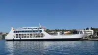 kapal RoPax dijual