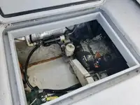 Kapal penelitian untuk dijual
