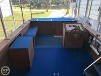 Kapal pesiar untuk dijual