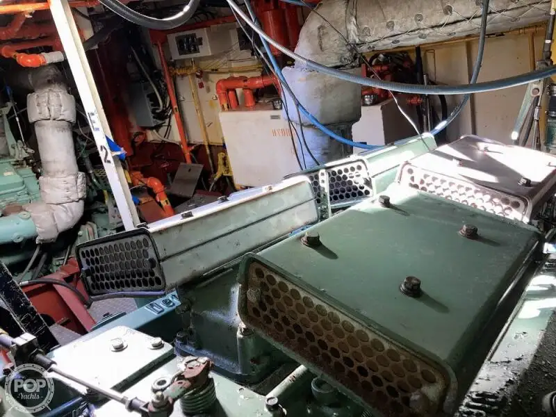 Kapal pendarat, tank untuk dijual
