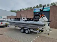 Perahu karet kaku untuk dijual