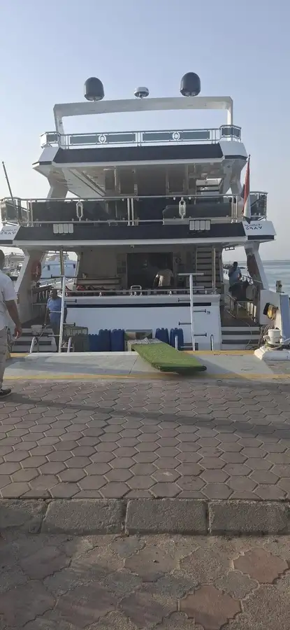 Kapal pesiar untuk dijual