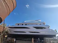 Kapal pesiar untuk dijual