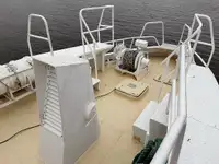 Kapal percontohan dijual