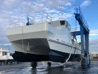 Kapal kru untuk dijual