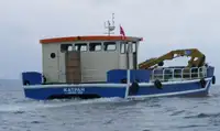 Kapal penarik dijual