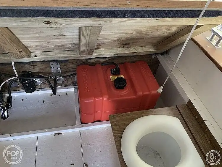 Kapal pesiar untuk dijual