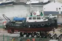 Kapal penarik dijual