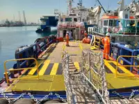 Kapal kru untuk dijual