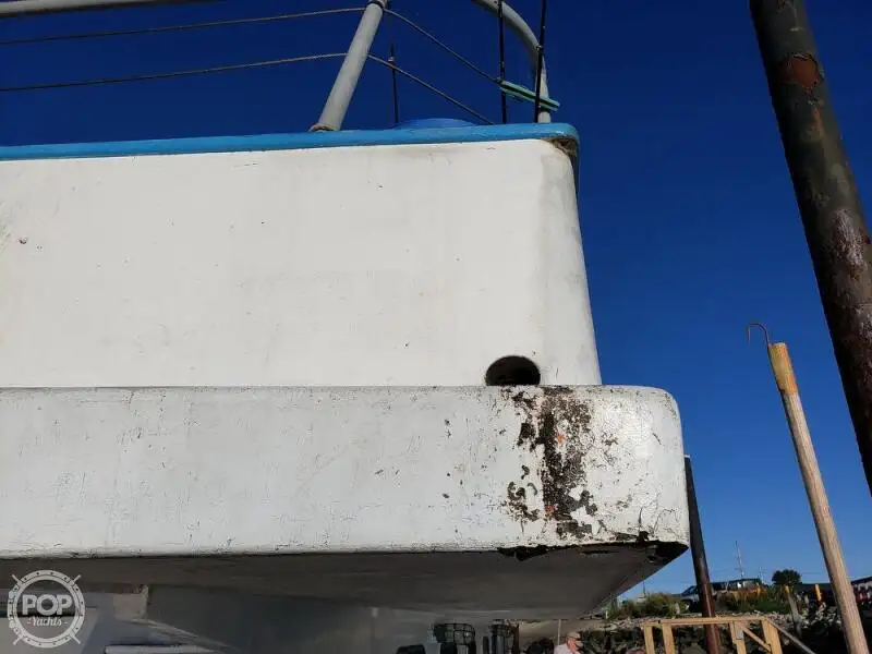 Kapal feri untuk dijual