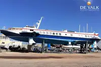 Kapal layar hidrofotil untuk dijual