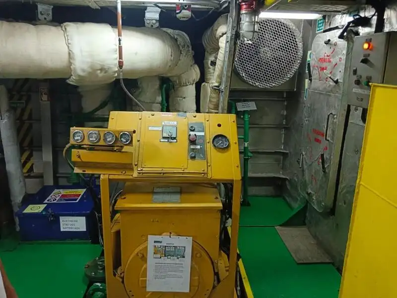 Kapal kru untuk dijual