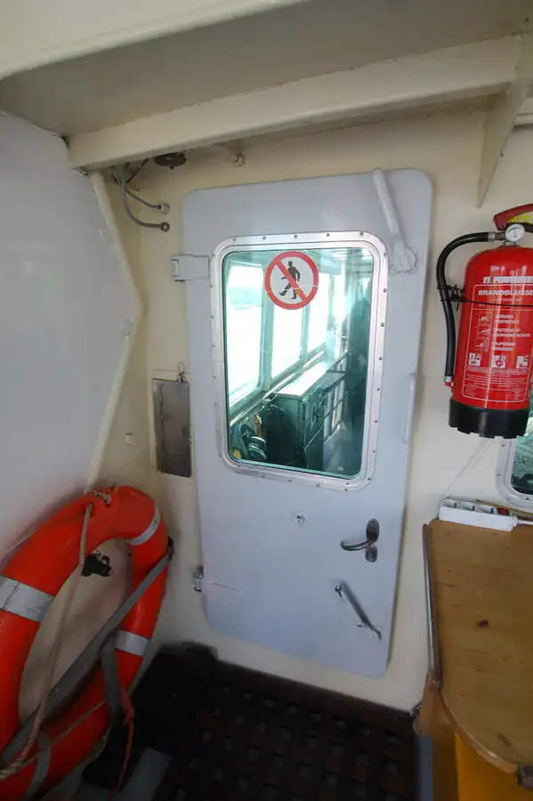 Kapal pesiar untuk dijual