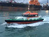 Kapal penarik dijual