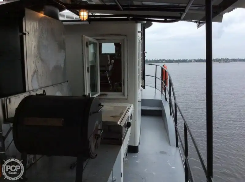 Kapal tunda untuk dijual