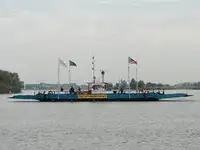 Kapal feri dijual
