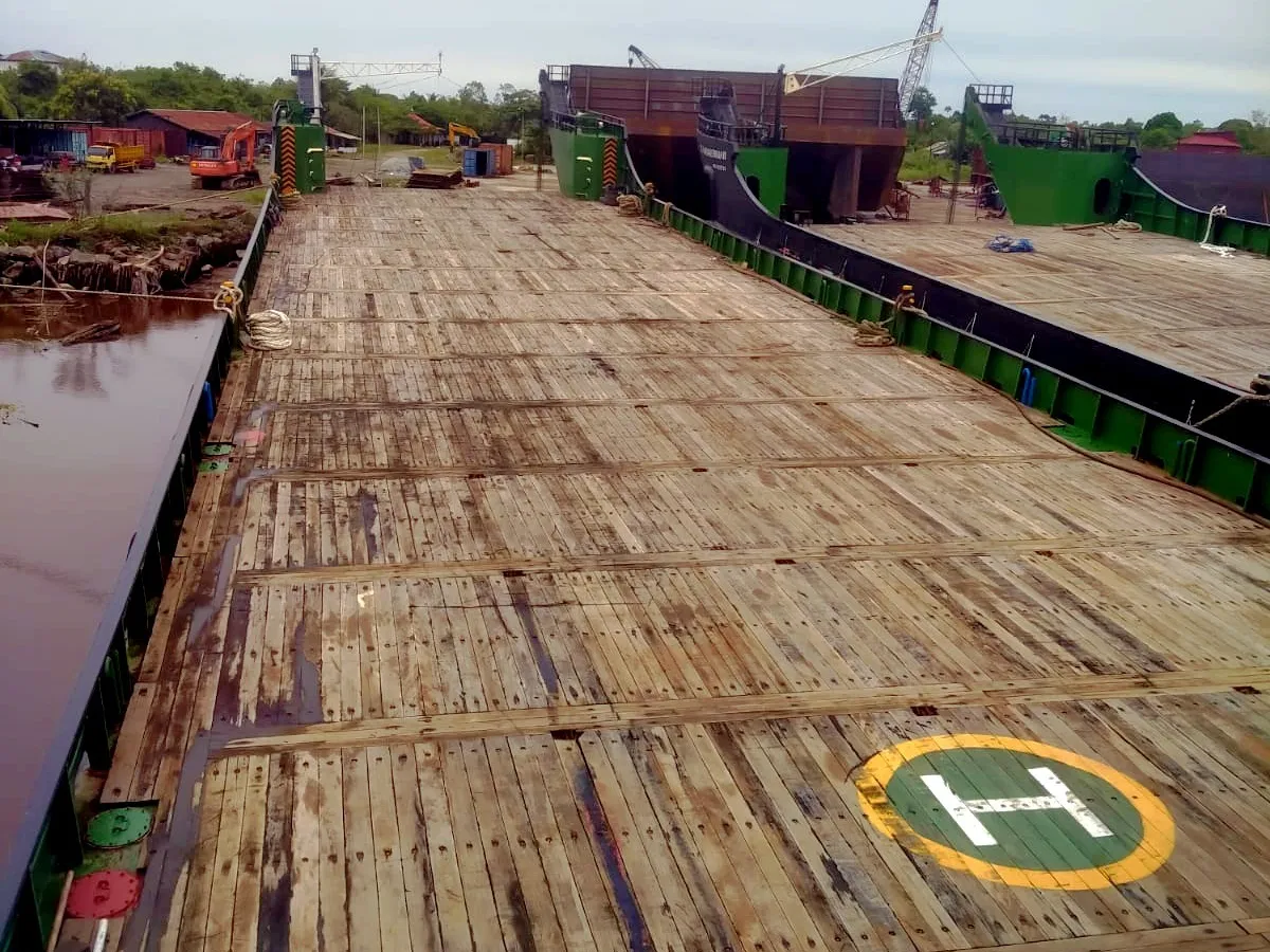 Kapal pendarat, tank untuk dijual