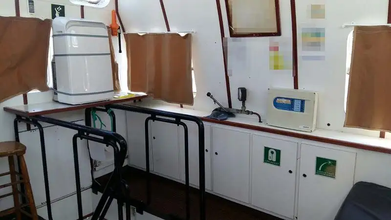 Kapal tunda untuk dijual