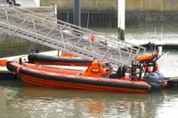 Kapal kontainer untuk dijual