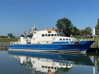 Kapal survei dijual