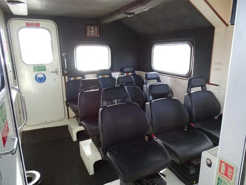 Kapal kru untuk dijual