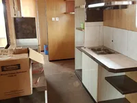 Kapal pendarat, tank untuk dijual