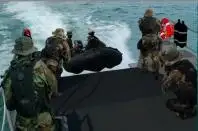 Kapal patroli untuk dijual