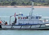 Kapal survei untuk dijual