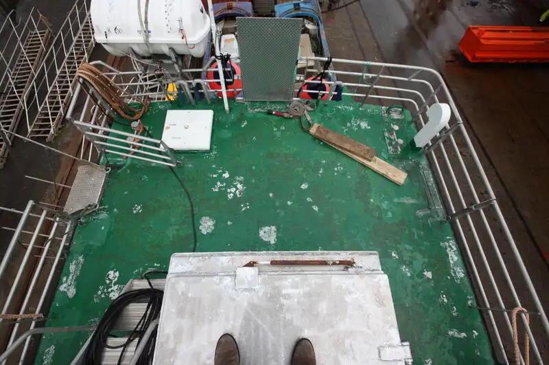 Kapal feri untuk dijual