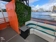 Kapal pesiar untuk dijual