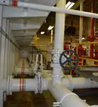 Kapal pengangkut LNG untuk dijual