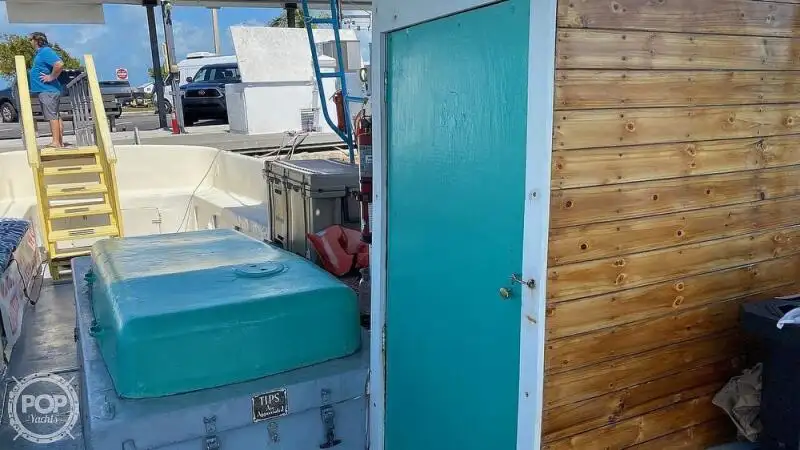 Kapal pesiar untuk dijual