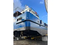 Kapal kontainer untuk dijual