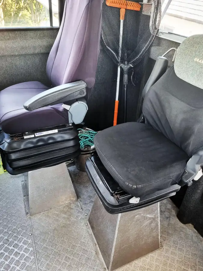 Kapal pesiar untuk dijual