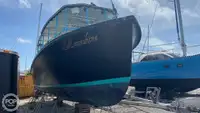 Kapal pesiar untuk dijual