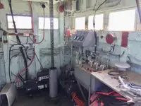 Kapal pendarat, tank untuk dijual